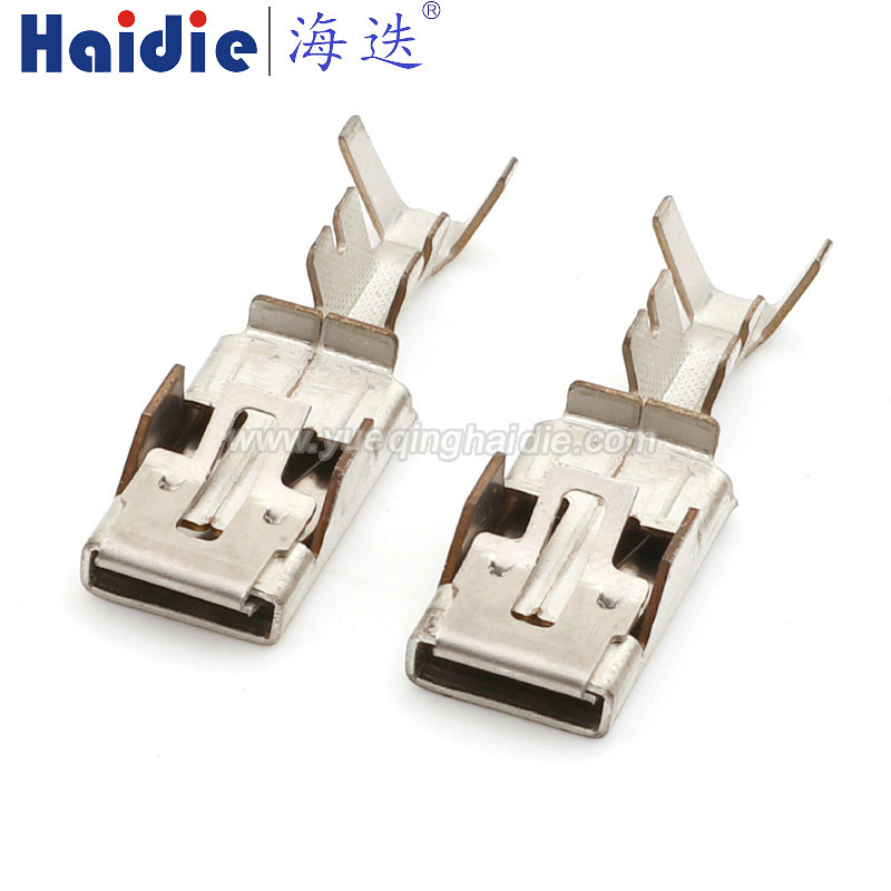 Auto Pin Wire Cable Harness Auto Connector Housing Plug And Terminal 12110127