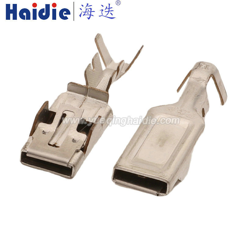 Auto Pin Wire Cable Harness Auto Connector Housing Plug And Terminal 12110127