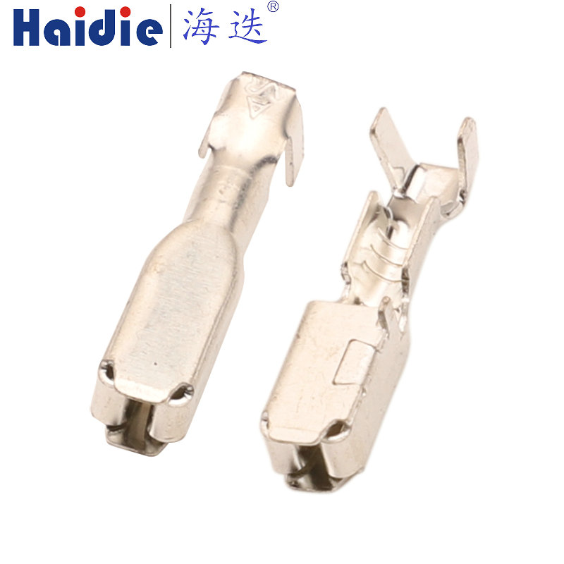 Auto Pin Wire Cable Harness Auto Connector Housing Plug And Terminal 1813018-3