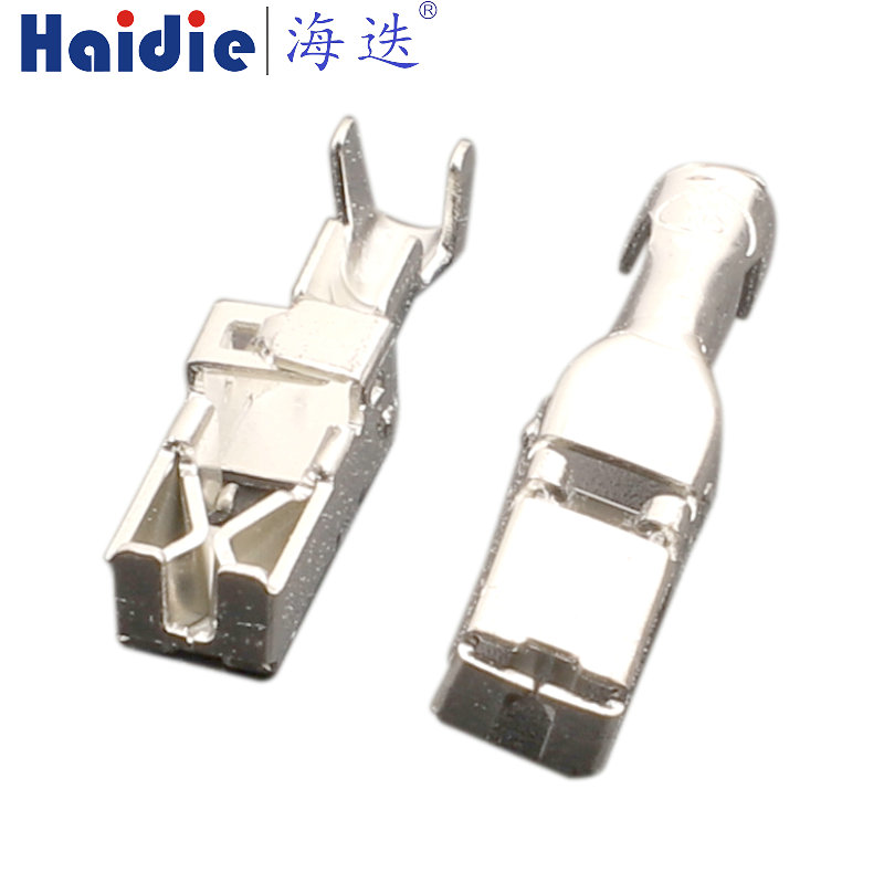 Auto Pin Wire Cable Harness Auto Connector Housing Plug And Terminal 37710825
