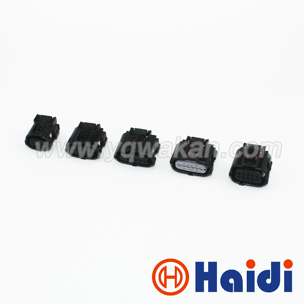 Sumitomo 025 series female connector