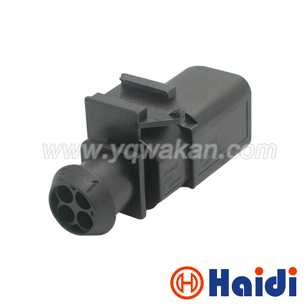 7L0 973 812 7L0973812