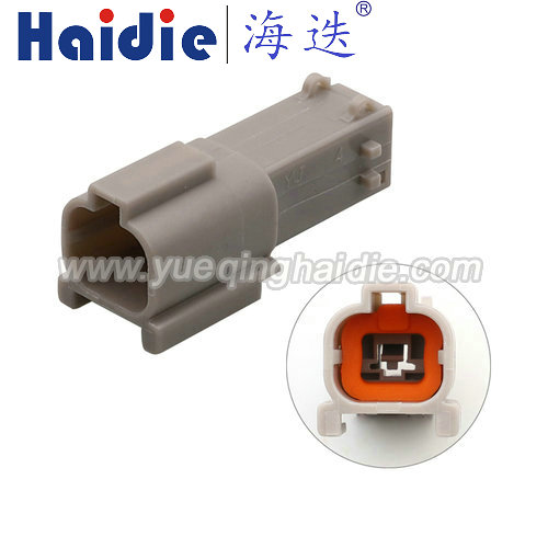 Auto Wiring Harness Electric Housing Connector MG640951