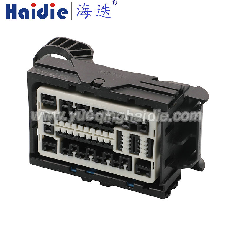 57 Pin Auto Pin Wire Cable Harness Auto Connector Housing Plug And Terminal 33328004