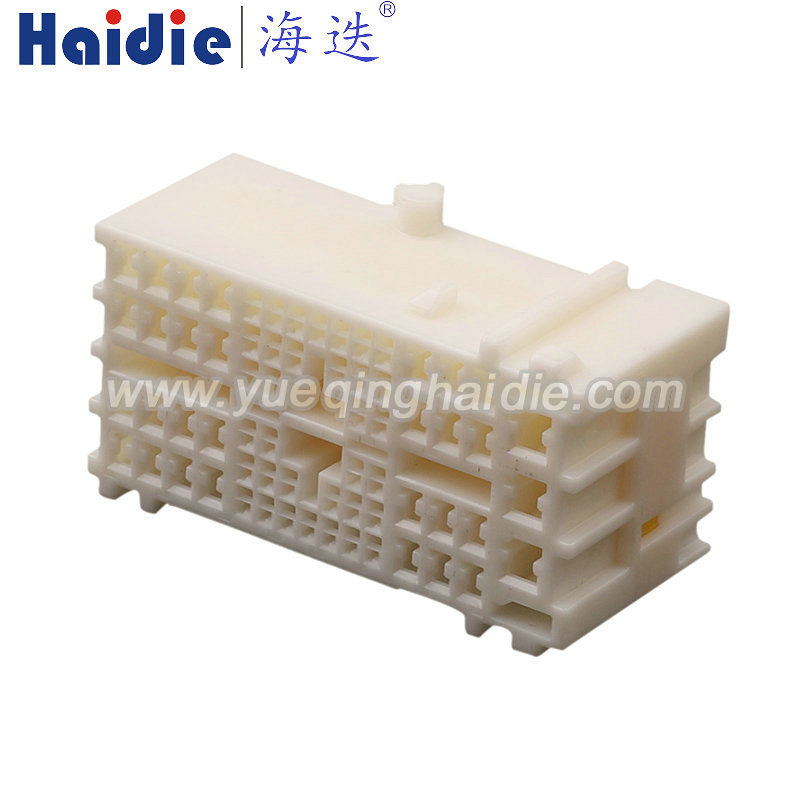 65p AUTO WIRING HARNESS ELECTRIC HOUSING CONNECTOR MG656988