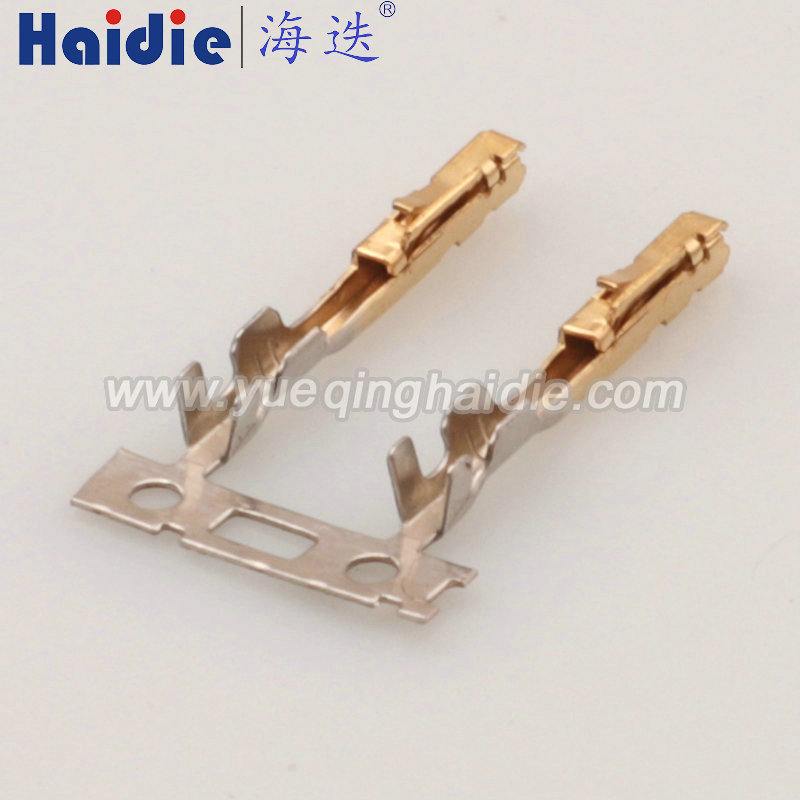 Auto Pin Wire Cable Harness Auto Connector Housing Plug And Terminal DJ624B-0.6ALBDJ-3