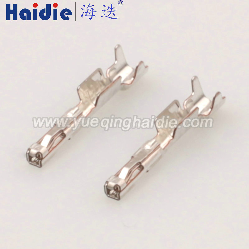 Auto Pin Wire Cable Harness Auto Connector Housing Plug And Terminal ZE05-2022SCF-1