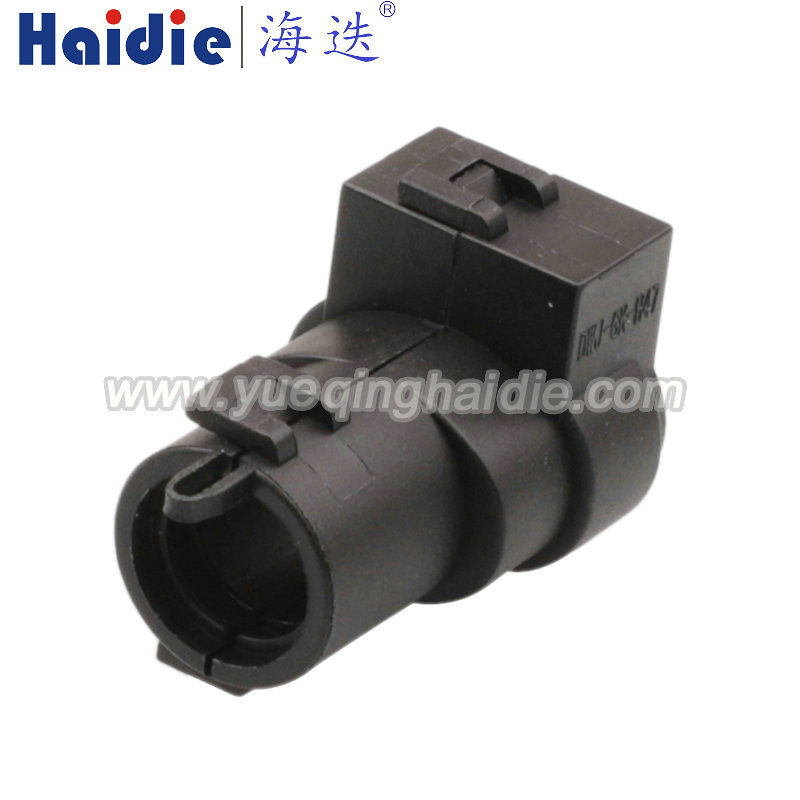 Auto Pin Wire Cable Harness Auto Connector Housing Plug And Terminal WJ143