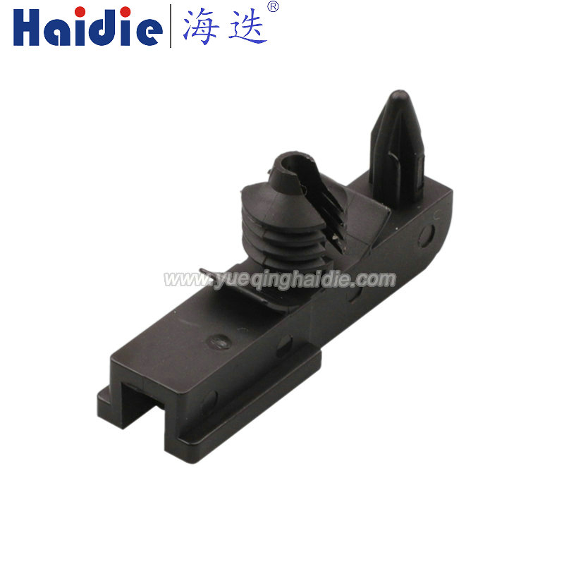 155-36002 Cable Clip, Connector Black Fir Tree