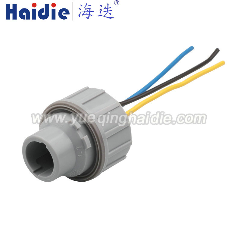 Auto Pin Wire Cable Harness Auto Connector Housing Plug And Terminal HDL-263