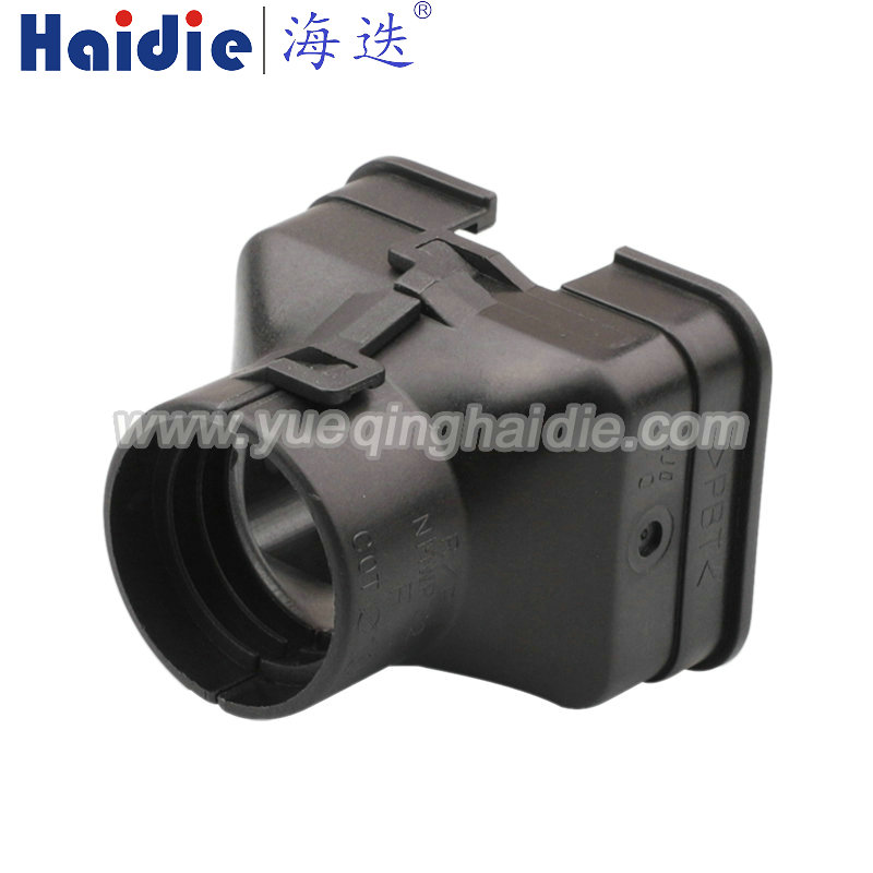 Auto Pin Wire Cable Harness Auto Connector Housing Plug And Terminal PC075-01020