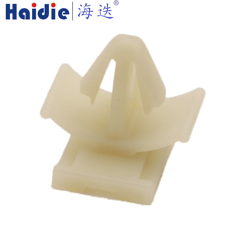 Auto Pin Wire Cable Harness Auto Connector Housing Plug And Terminal MG631929
