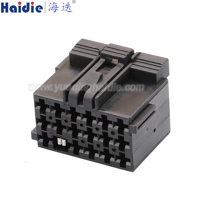 1355204-1/1241581-1 18 Pin Waterproof Female Connector, Multimedia Amplifier Plug