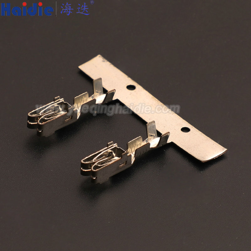1707920-1 Terminal For Automotive Wire Harness Connector Plastic Housing Plug