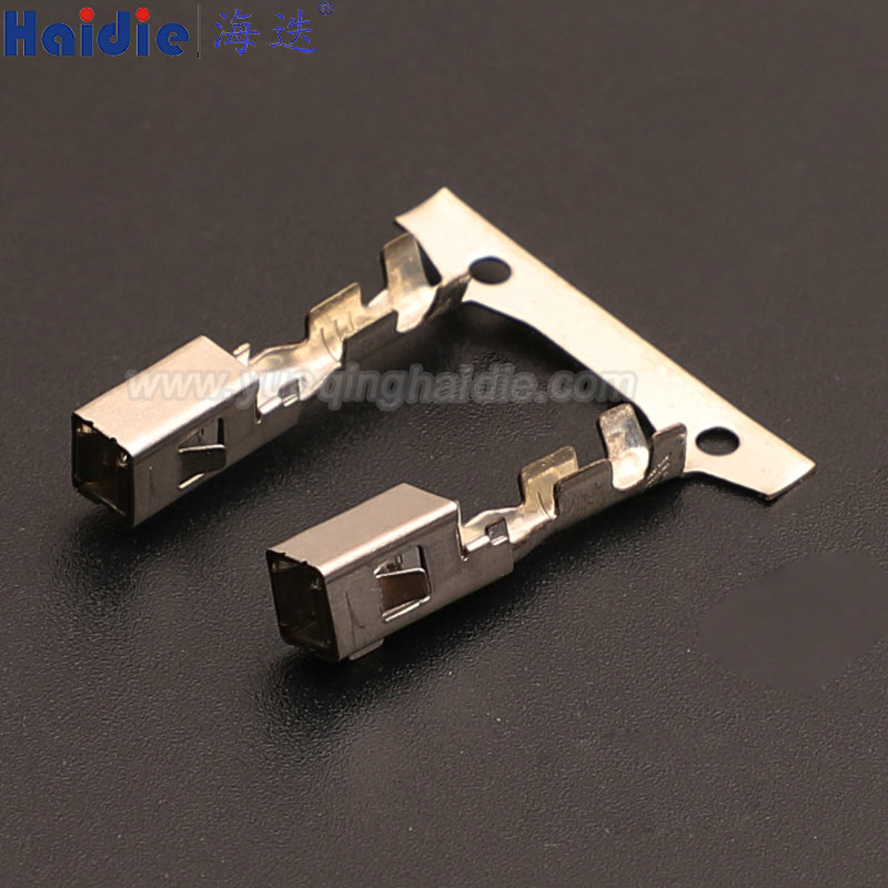 1708330 Terminal For Automotive Wire Harness Connector Plastic Housing Plug