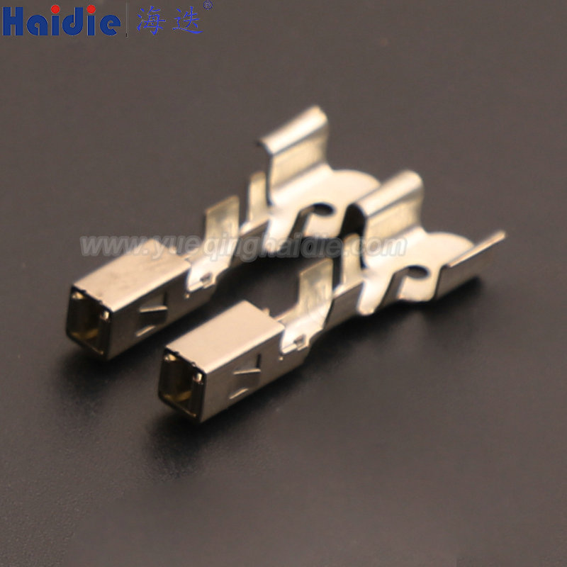 1708335 Terminal For Automotive Wire Harness Connector Plastic Housing Plug