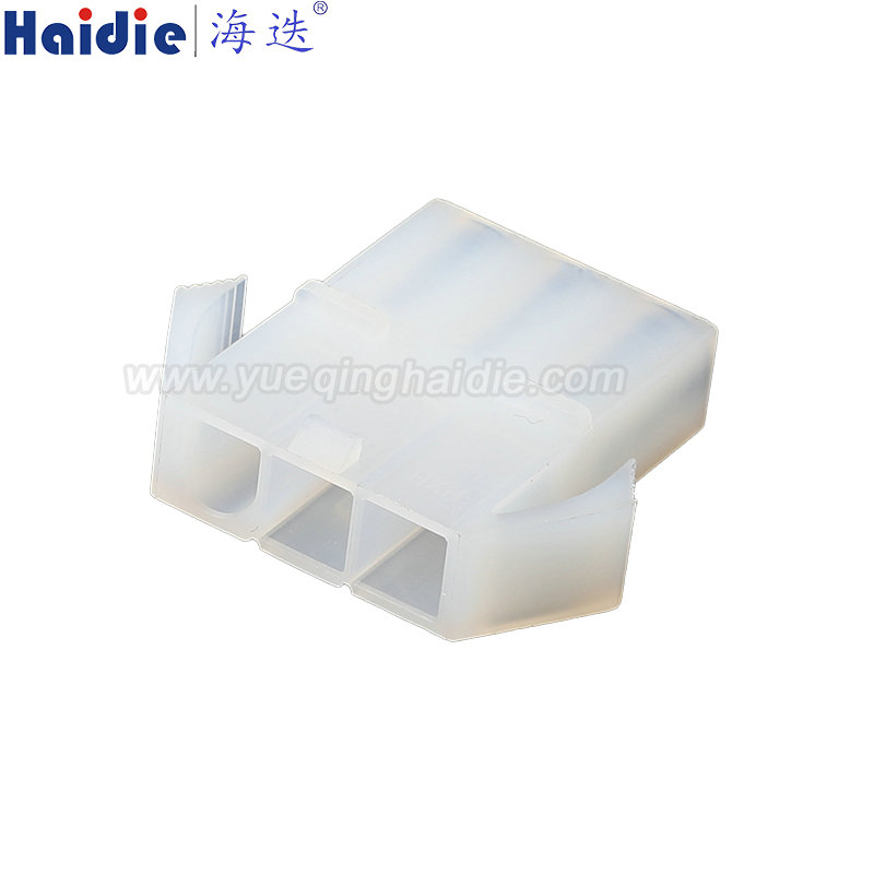 MG620009, 3pin, male, Automotive Wire Harness Connector