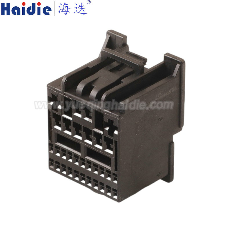 7289-5520-40, 32pin, female, composite, black,  Audio Connector