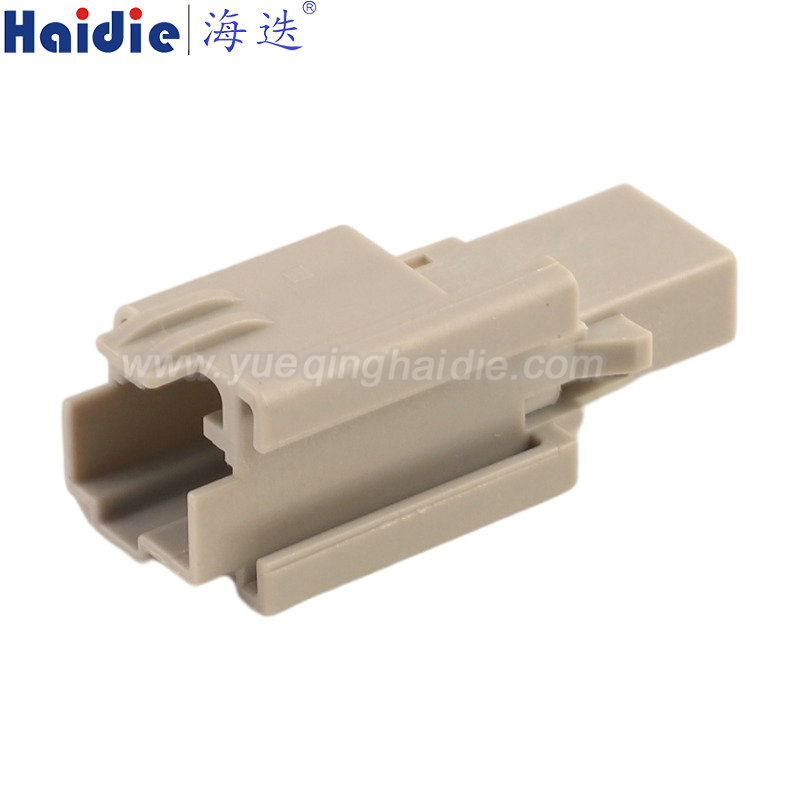 31067-1071, 3pin, brown, male, Automotive Wire Harness Connector Plastic Housing Plug