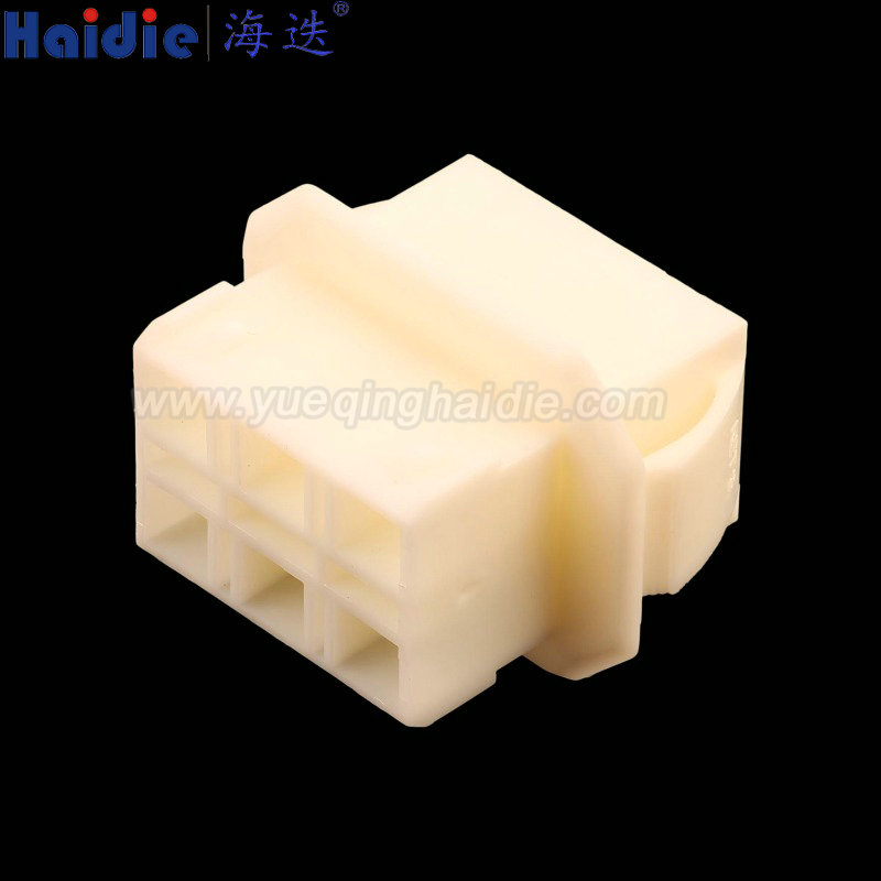 MG622537T / MG631230, 6pin, male, white, Automotive Wire Harness Connector Plastic Housing Plug