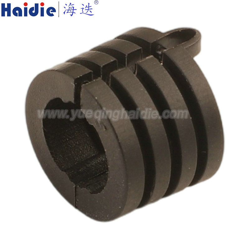 7807340, Pipe buckle