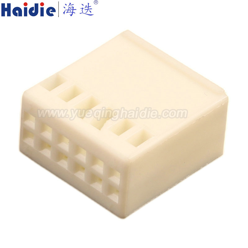 QK424, HD521-0.6-3.5-6.3-21 Terminal Position Assurance Retainer