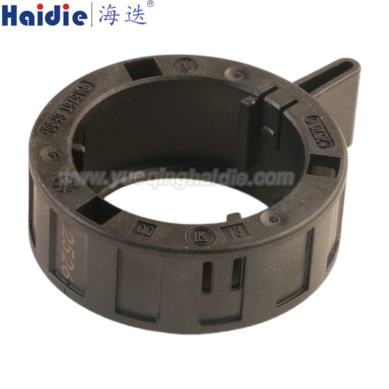 WQ013,  Plastic Component, Outer Ring