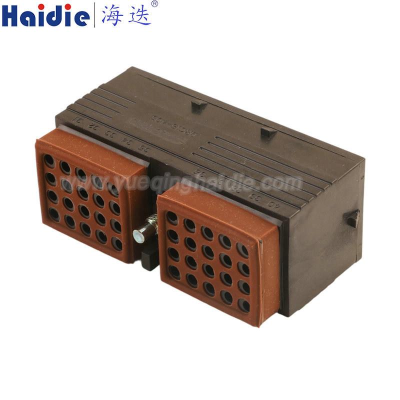 DRC16-40S-P013, 40pin, female, DRC16-40S 40 Rectangular Connectors - Housings Plug Black